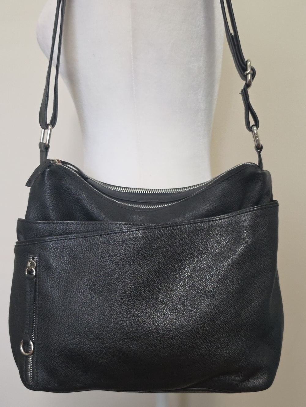 Great American Leather Works Black Leather Multi-Pocket Bag – Excellent Like New